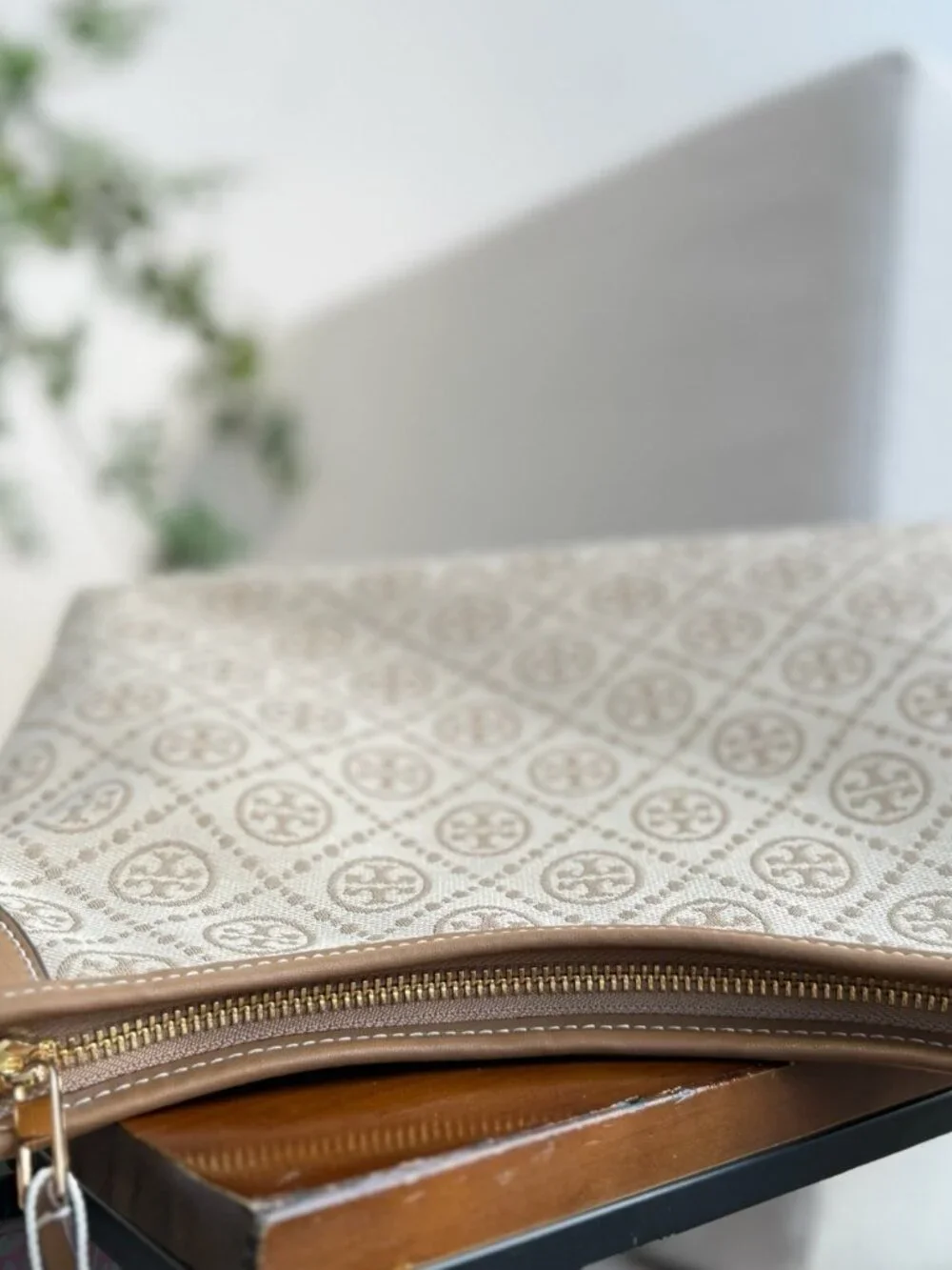 Tory Burch T MONOGRAM Bag